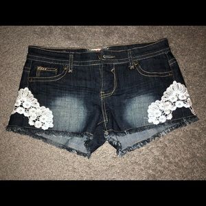 New hot kiss shorts